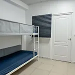 C'est La Vie Korean Style Minbak Paris Hostel *