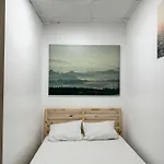 Hostel C'est La Vie Korean Style Minbak Paris Bagnolet
