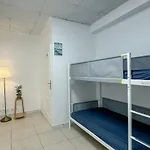 C'est La Vie Korean Style Minbak Paris Hostel Bagnolet