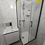 Hostel C'est La Vie Korean Style Minbak Paris
